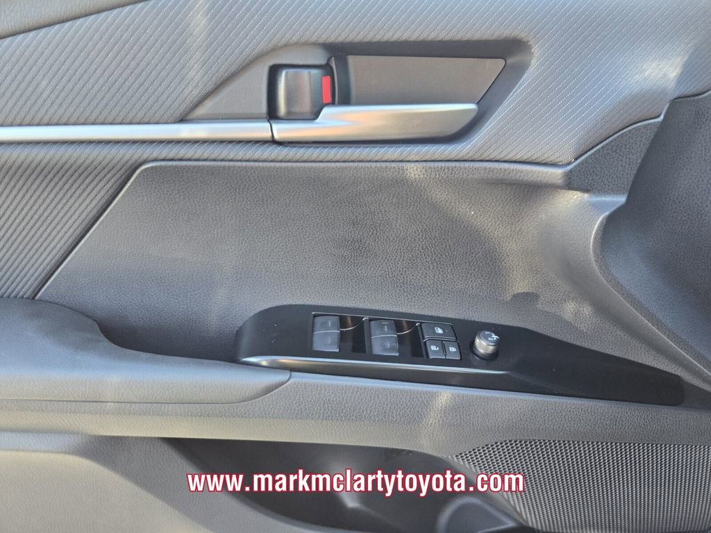 New 2026 Toyota Camry SE image 21