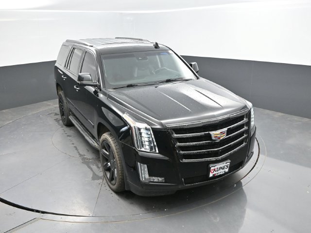 Used 2017 Cadillac Escalade Luxury AWD/4WD image 41