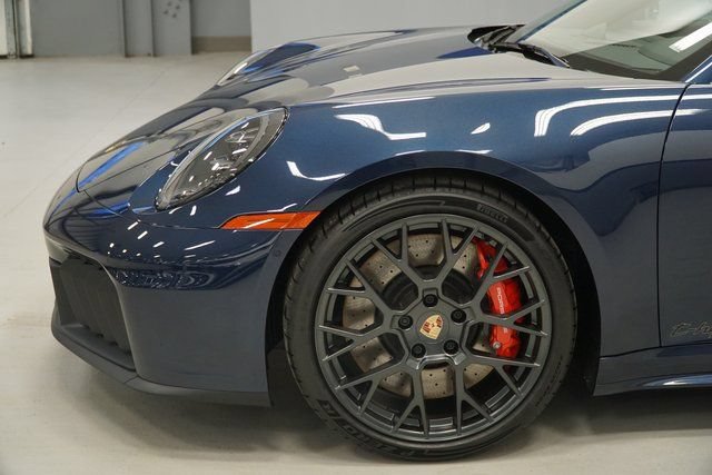 Certified 2026 Porsche 911 Targa 4 GTS AWD/4WD image 16