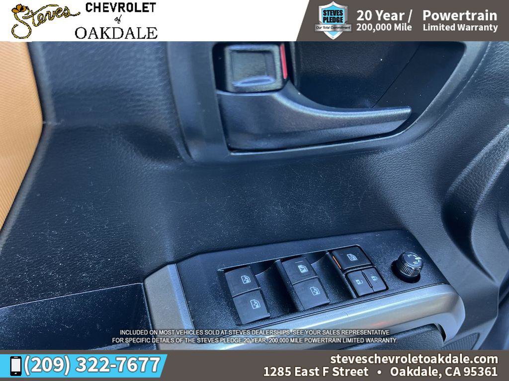 Used 2019 Toyota Tacoma SR5 AWD/4WD image 24