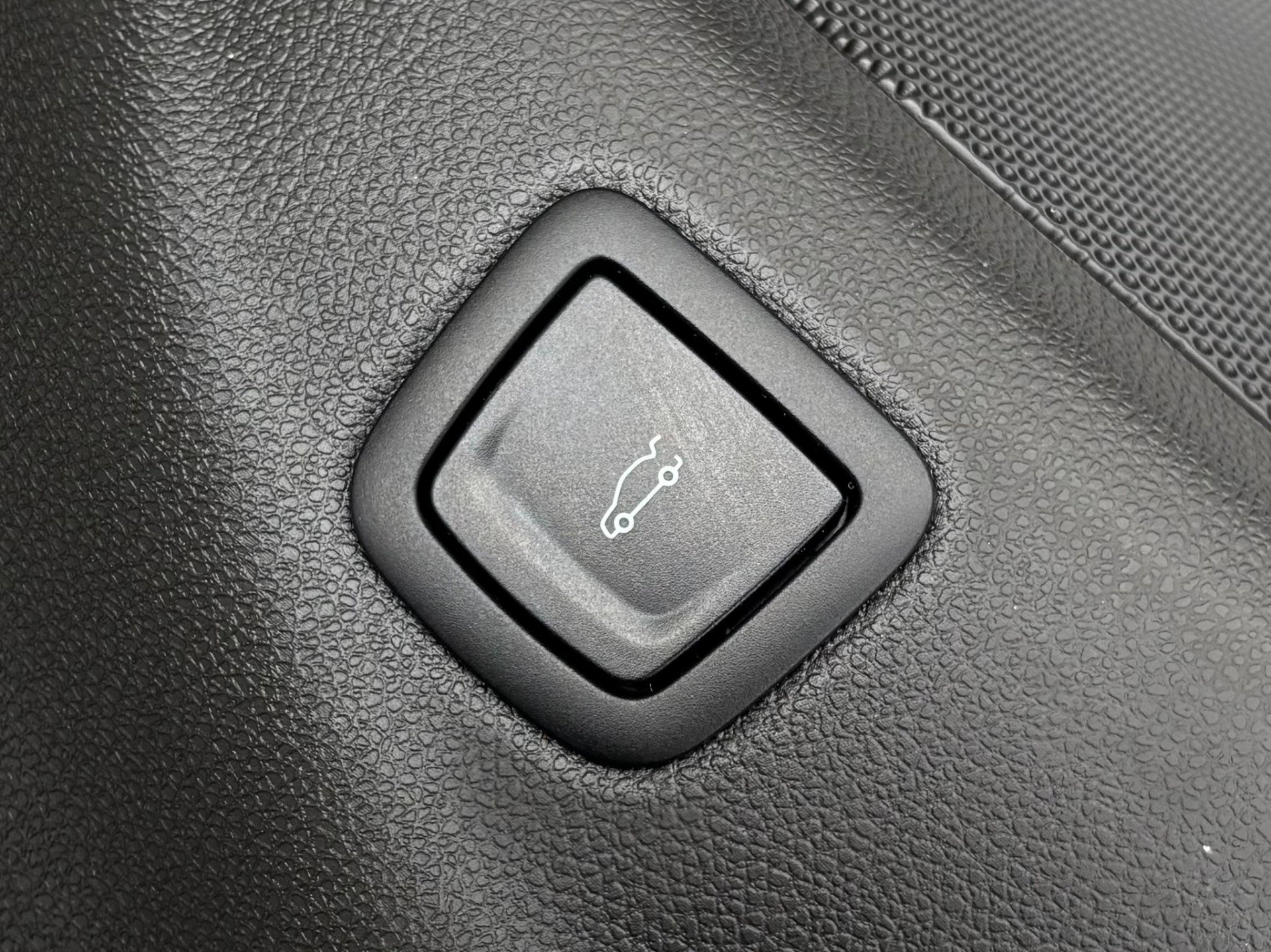 Used 2023 Cadillac CT5 V w/ Premium Package RWD image 57