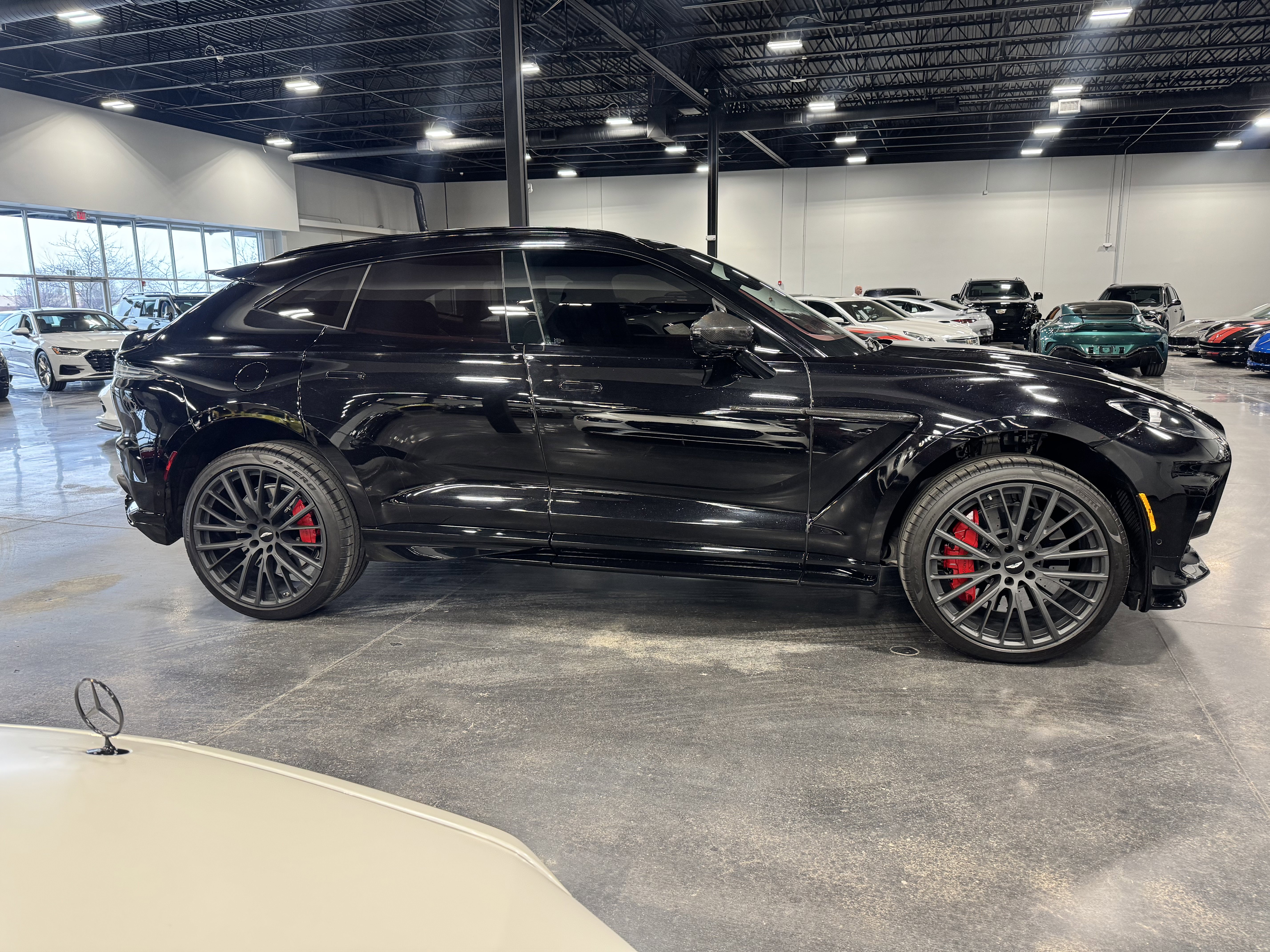 Used 2023 Aston Martin DBX 707 image 2