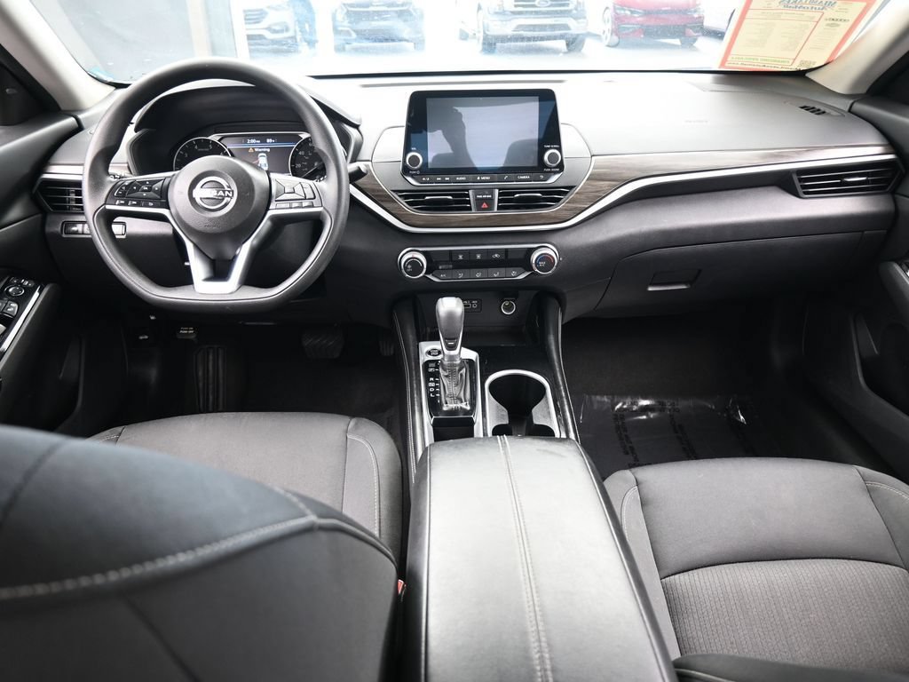 Used 2023 Nissan Altima 2.5 SV FWD image 38