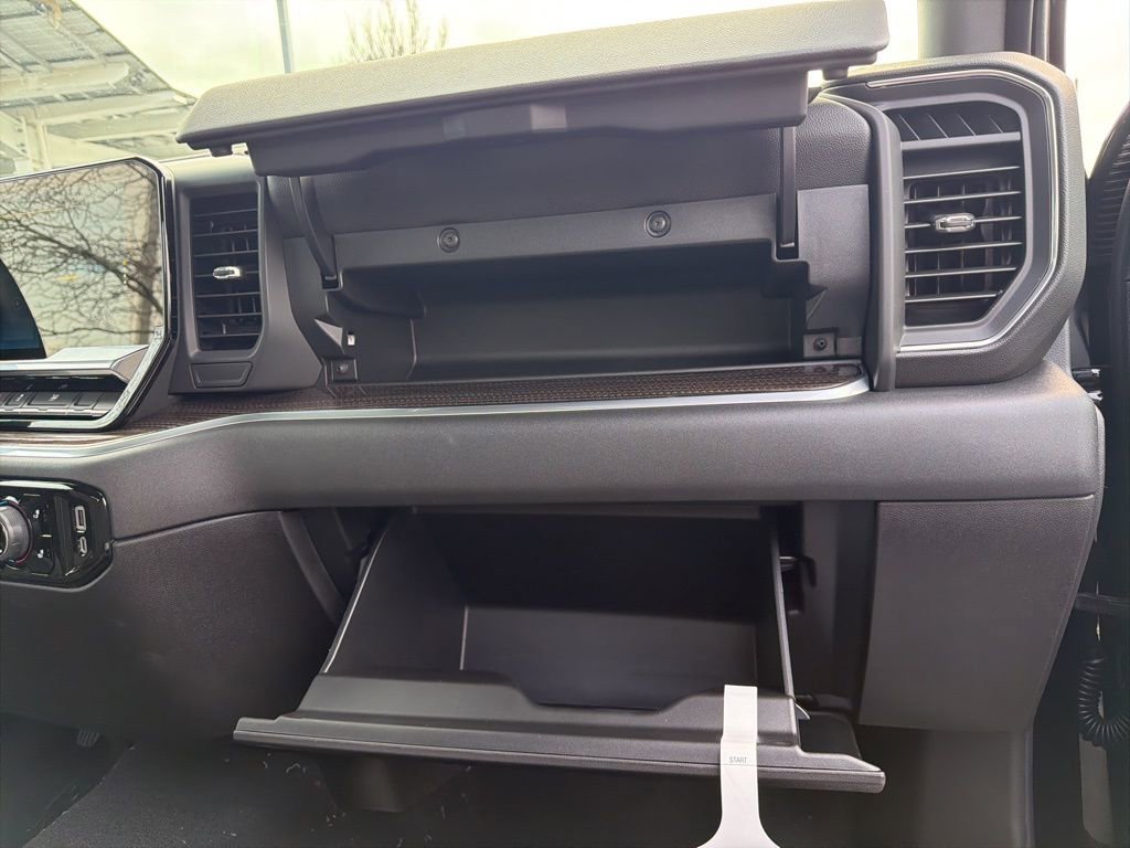 New 2026 Chevrolet Silverado 3500 LT w/ Convenience Package image 24