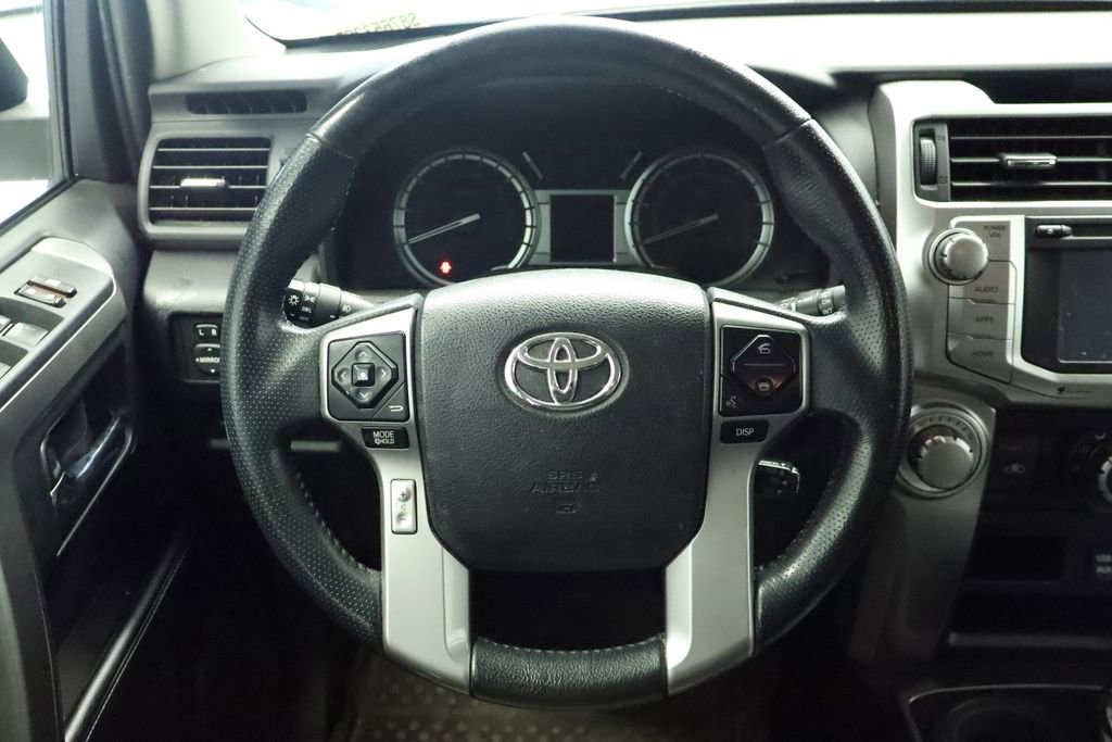 Used 2018 Toyota 4Runner SR5 Premium image 24