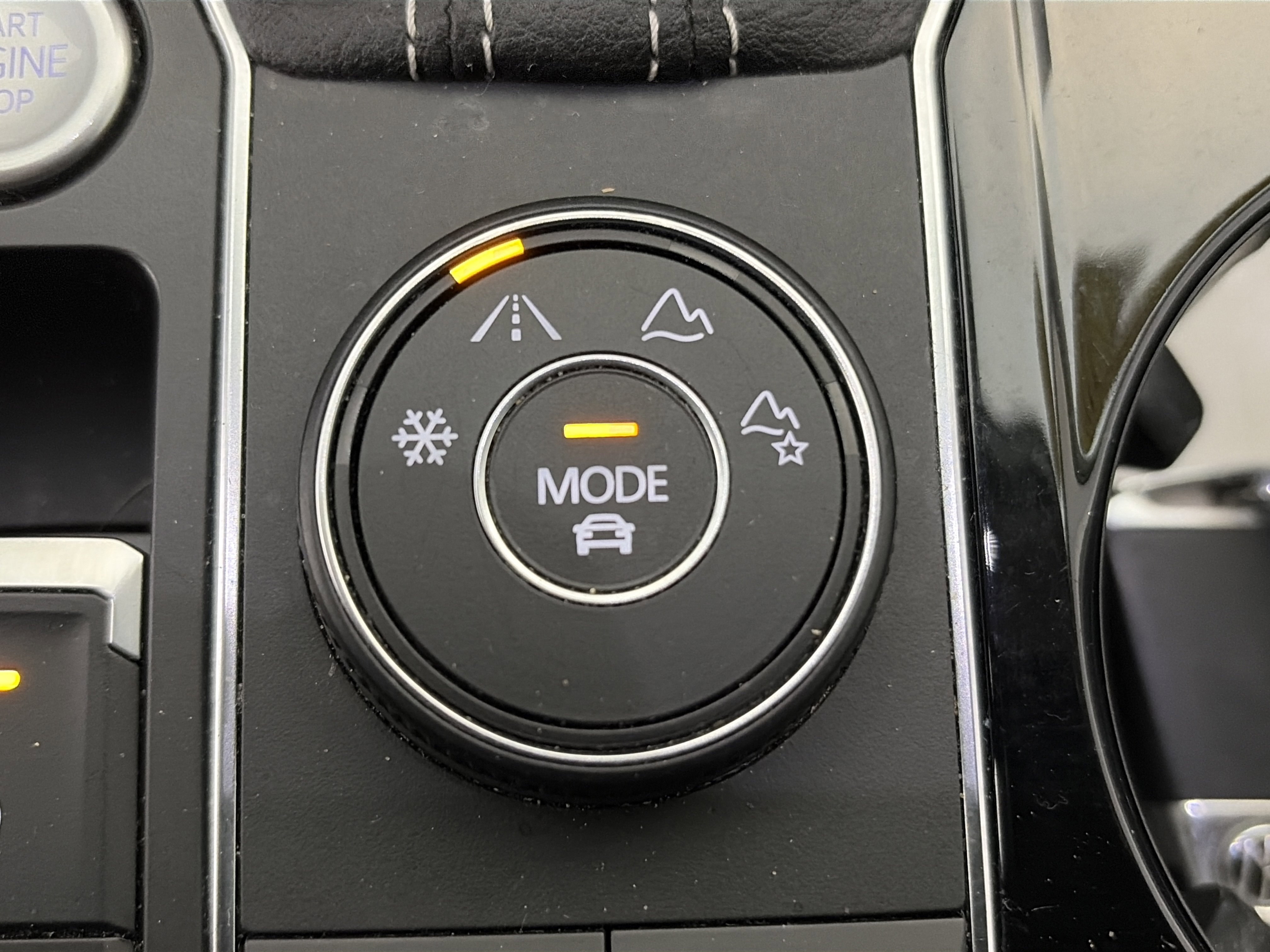 Used 2022 Volkswagen Atlas SEL image 33