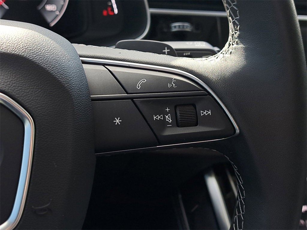 Certified 2023 Audi Q8 Prestige image 10