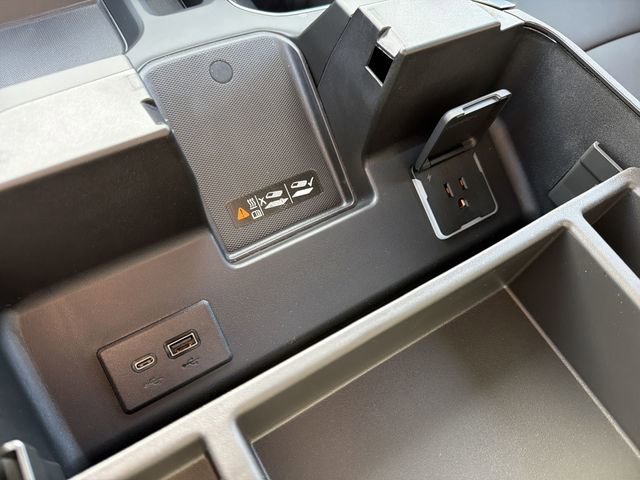 New 2026 Chevrolet Silverado 1500 LT Trail Boss w/ LT Trail Boss Premium Package AWD/4WD image 32