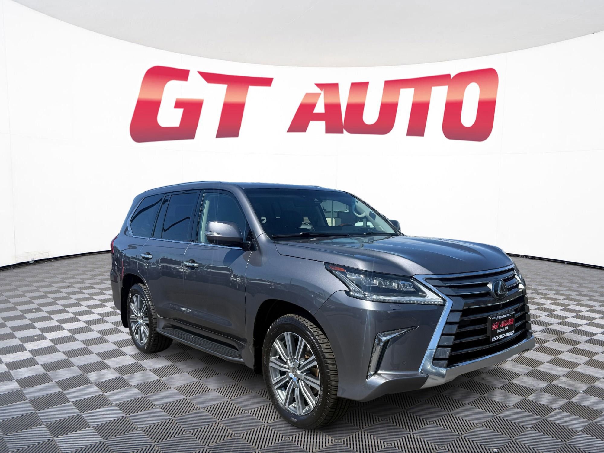 Used 2017 Lexus LX 570 4WD w/ Luxury Package image 1