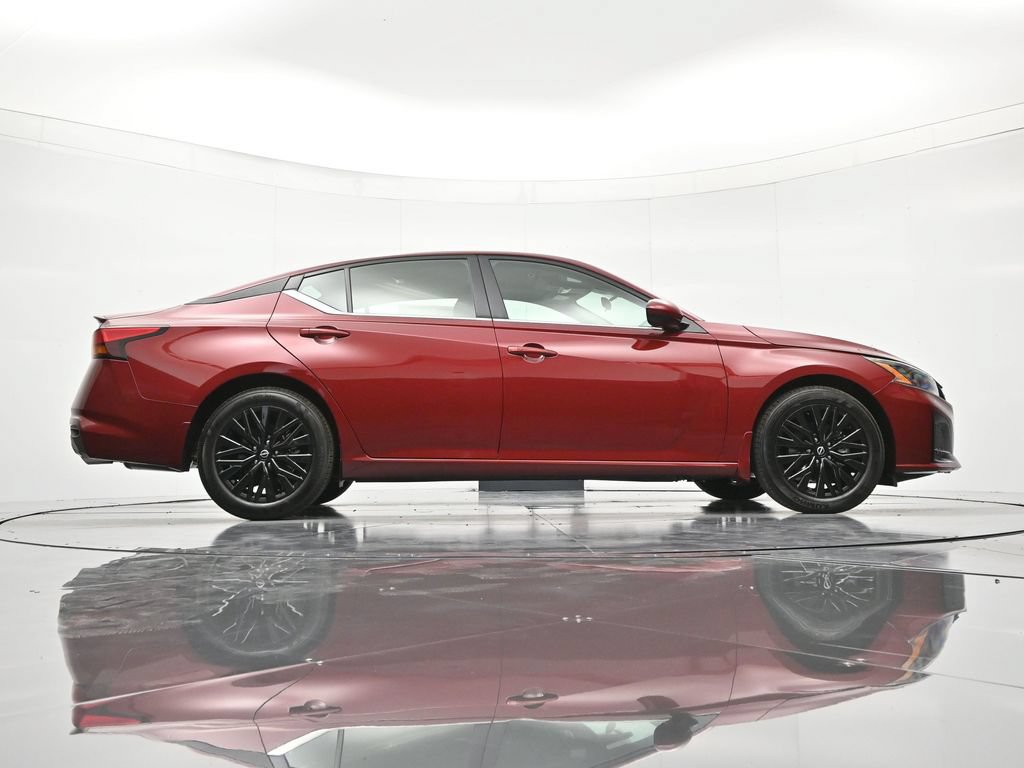 New 2026 Nissan Altima 2.5 SV w/ SV Special Edition Package FWD image 39