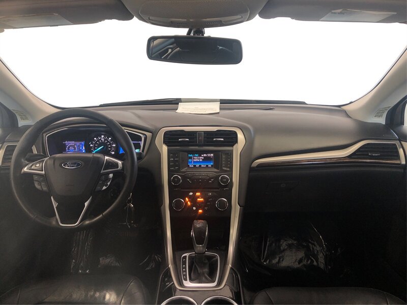 Used 2013 Ford Fusion SE image 19