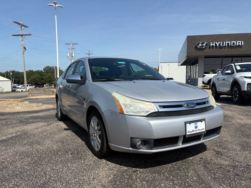 Used 2009 Ford Focus SEL FWD image 3