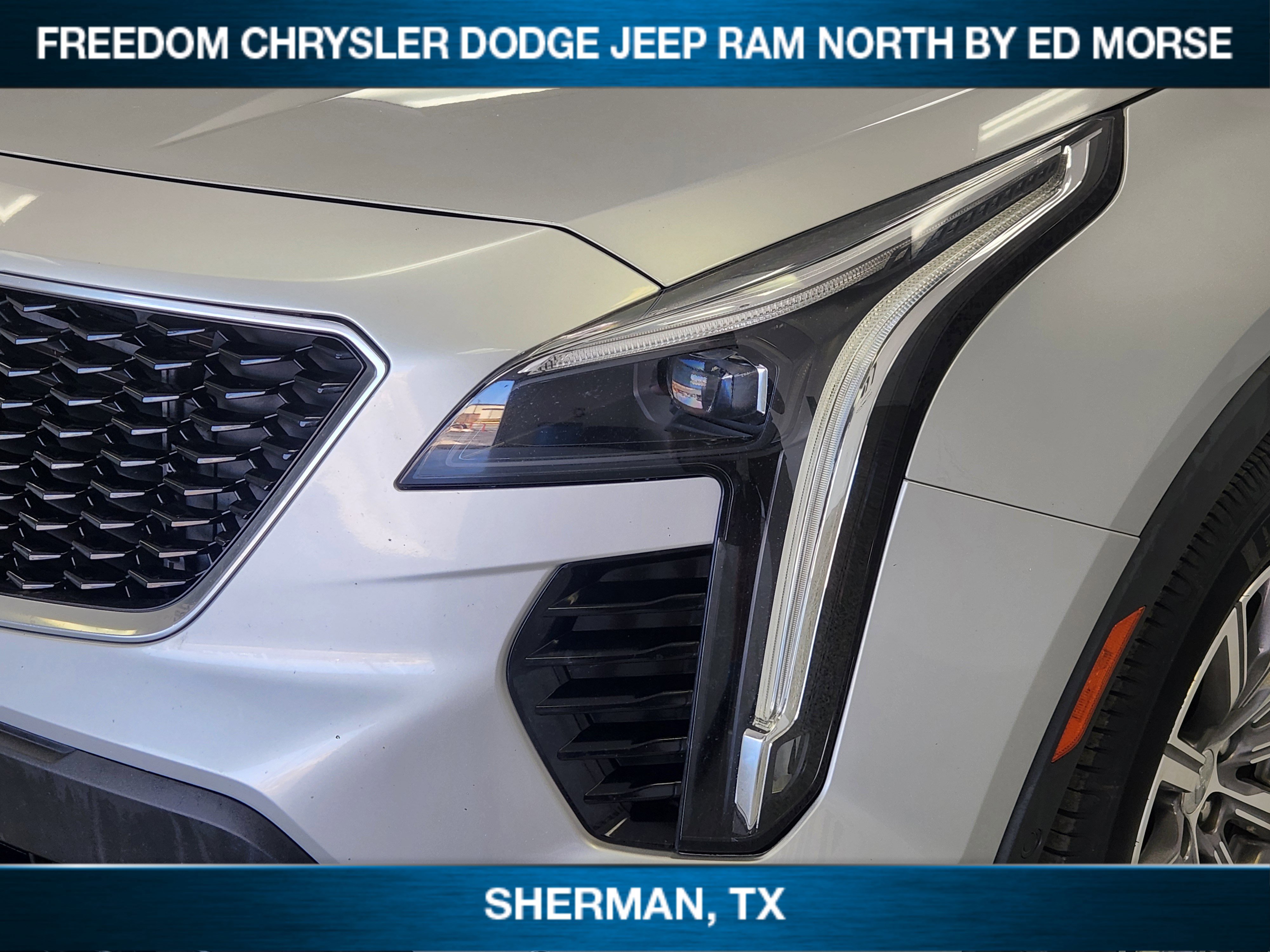 Used 2019 Cadillac XT4 Sport AWD/4WD image 5