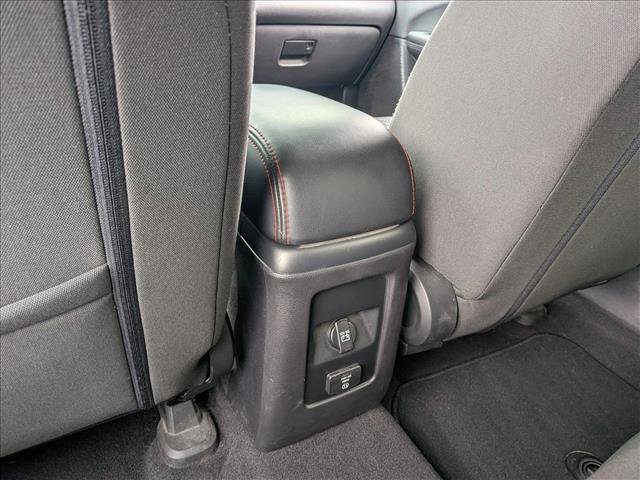 Used 2017 Dodge Journey SXT image 24