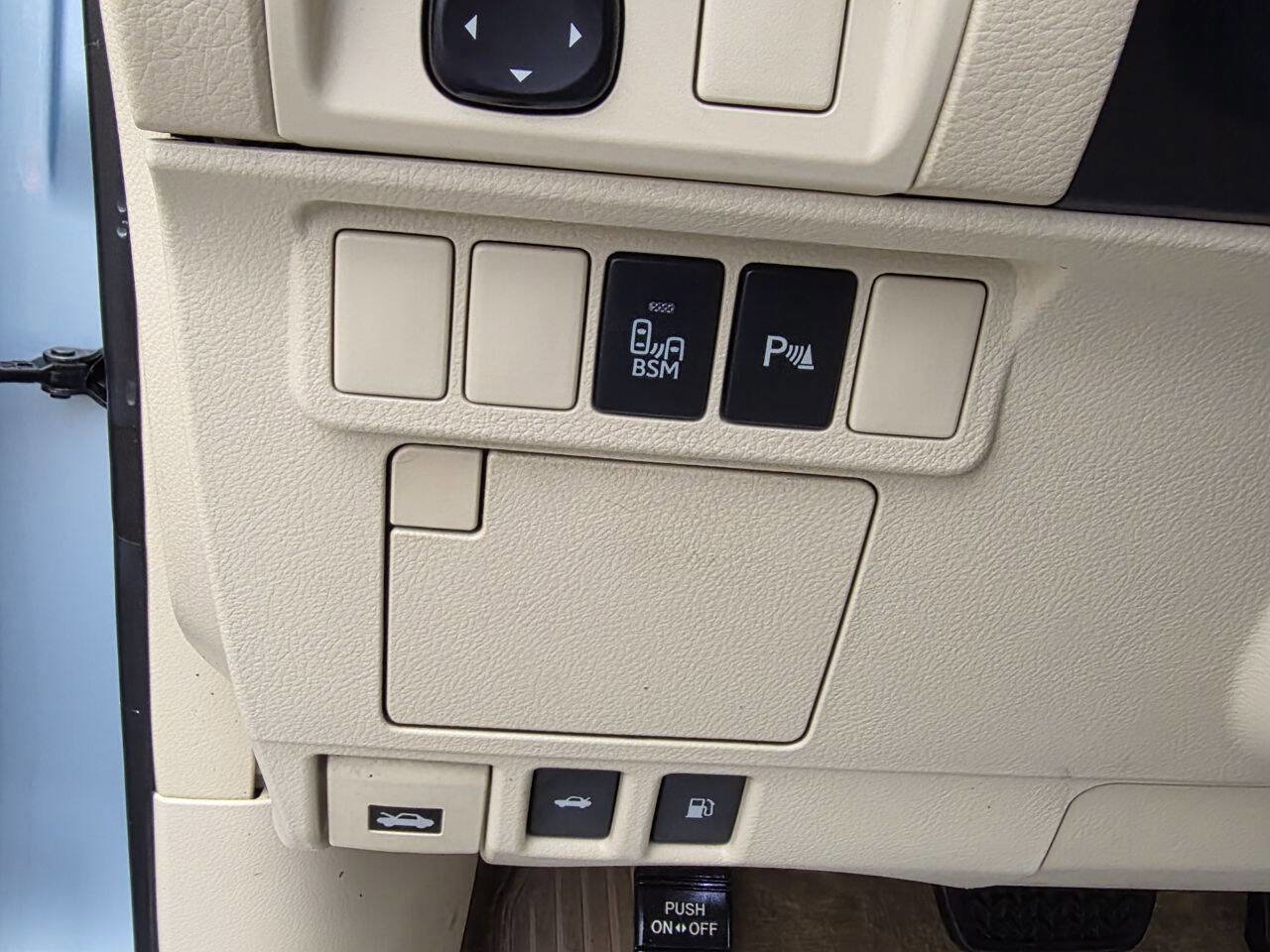 Used 2014 Lexus ES 350 image 19