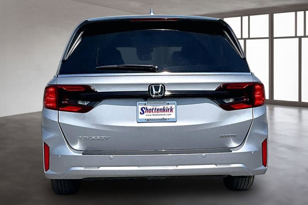 Certified 2025 Honda Odyssey Touring image 5