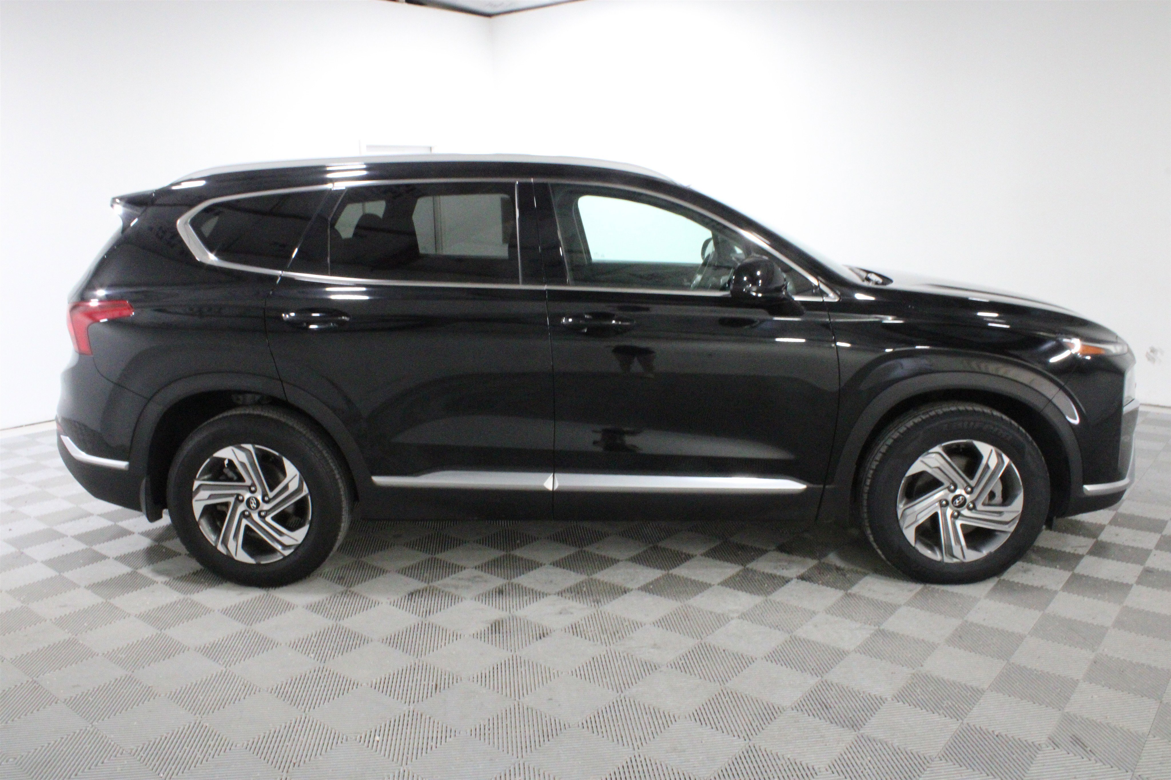Used 2022 Hyundai Santa Fe SEL FWD image 24