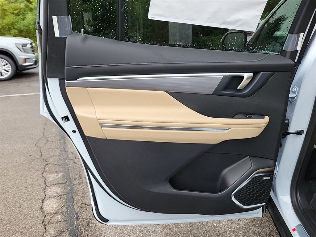 New 2026 Buick Enclave Preferred w/ Power Package image 14