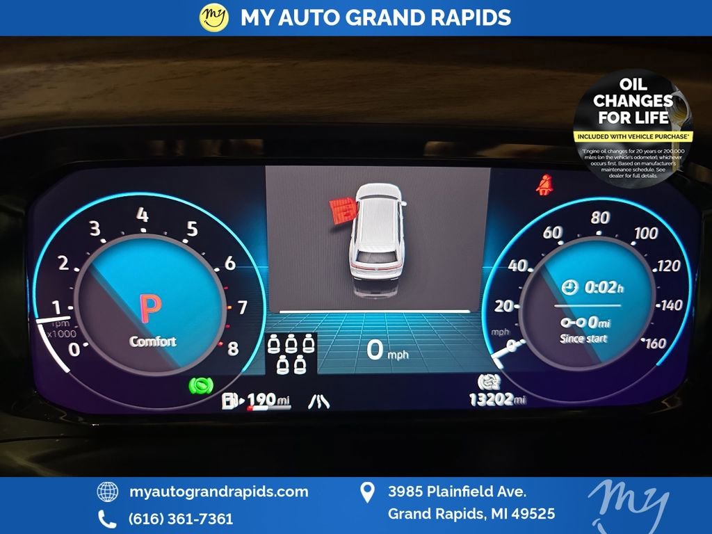 Used 2025 Volkswagen Atlas SE image 17