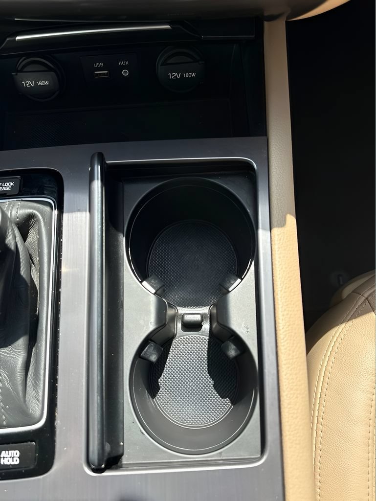 Used 2018 Genesis G80 3.8 RWD image 25