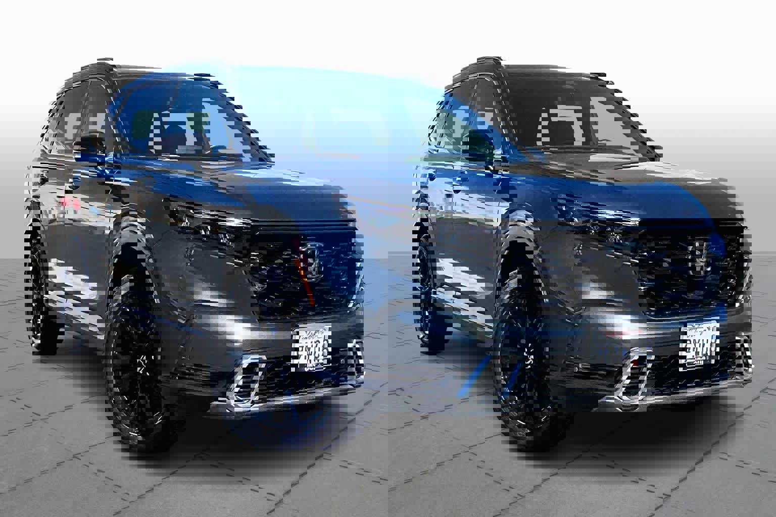 Used 2023 Honda CR-V Sport Touring image 2