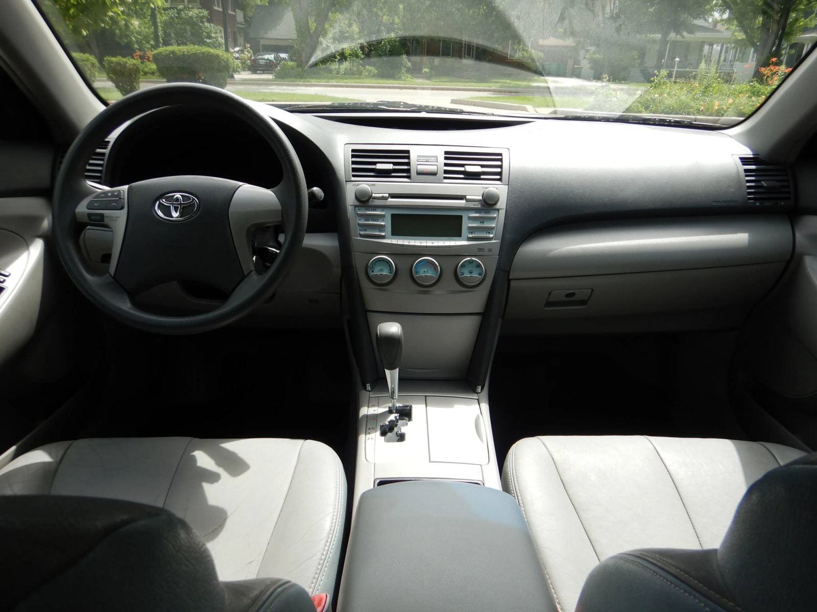 Used 2007 Toyota Camry LE FWD image 24