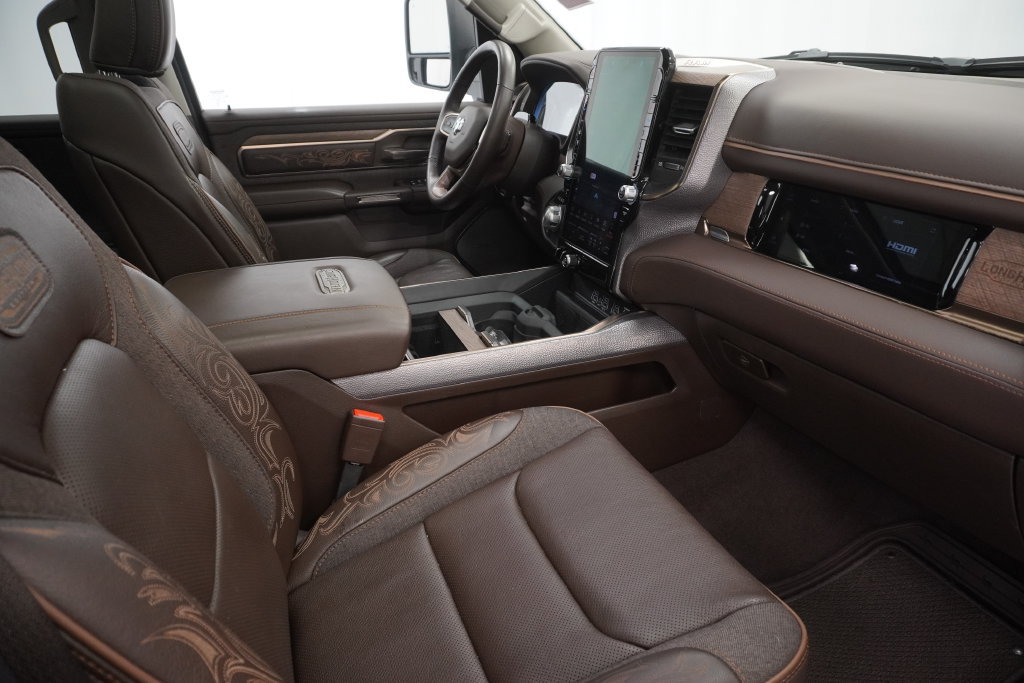 Used 2025 RAM 1500 Limited AWD/4WD image 44
