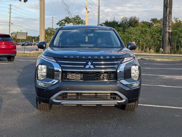 New 2026 Mitsubishi Outlander SE FWD image 3