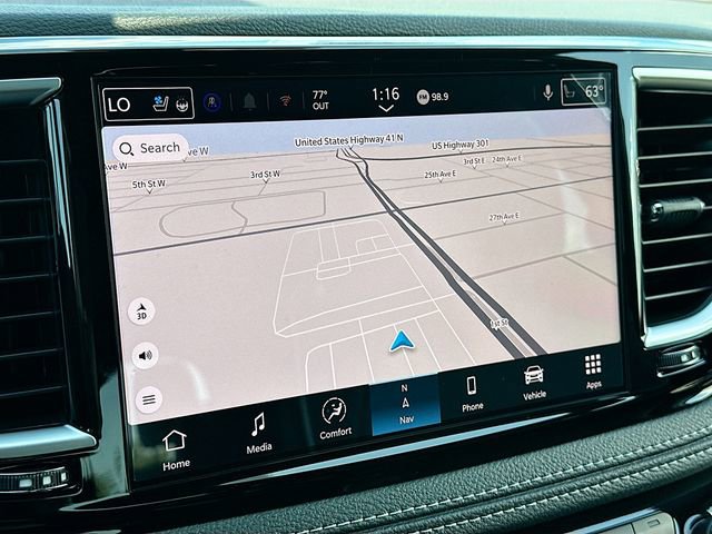 New 2026 Chrysler Pacifica Limited image 8