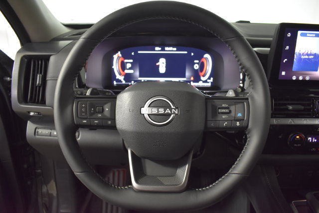 New 2026 Nissan Pathfinder SL AWD/4WD image 15