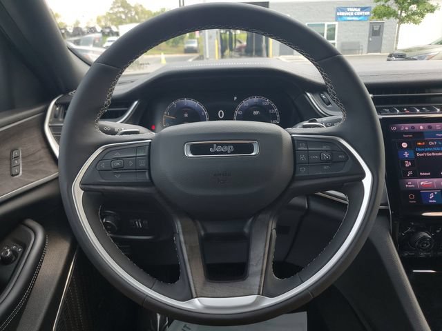 Certified 2025 Jeep Grand Cherokee L Limited w/ Luxury Tech Group II AWD/4WD image 26