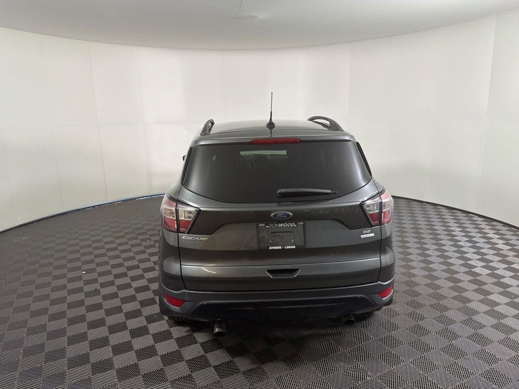Used 2018 Ford Escape SE w/ SE SYNC Package FWD image 25