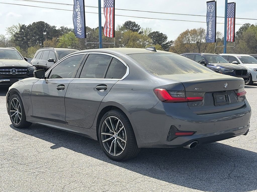 Used 2021 BMW 330e xDrive w/ Premium Package image 23