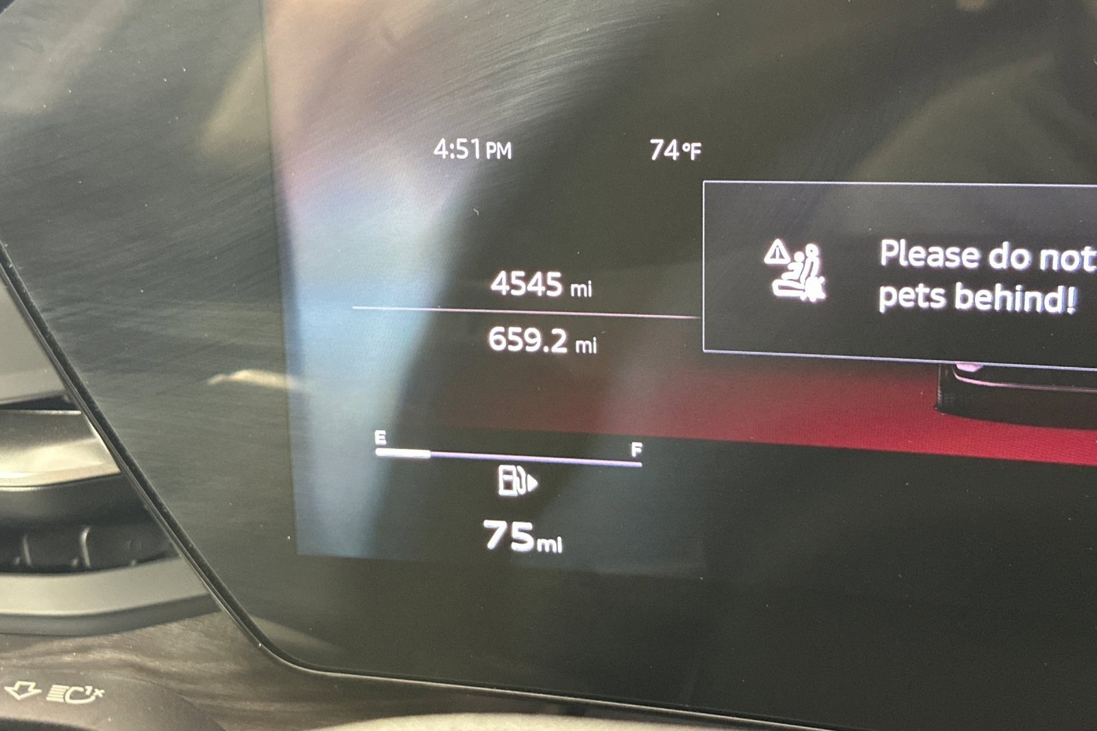 Used 2025 Audi Q5 Premium w/ Convenience Package image 23