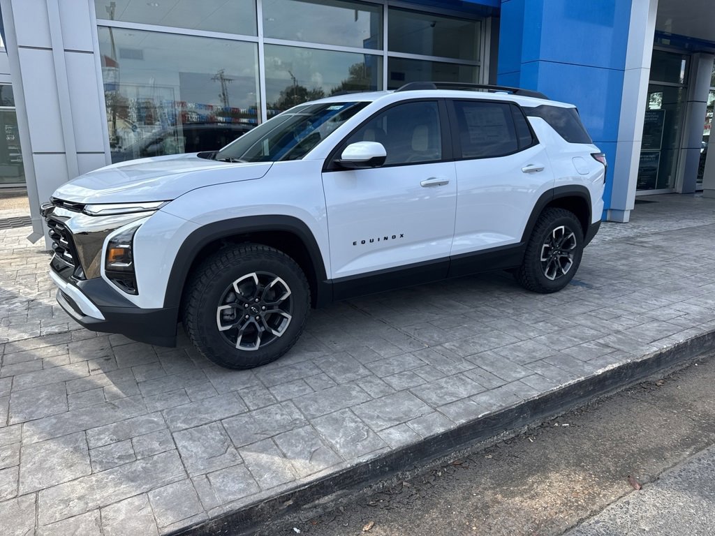 New 2026 Chevrolet Equinox ACTIV w/ Convenience Package III