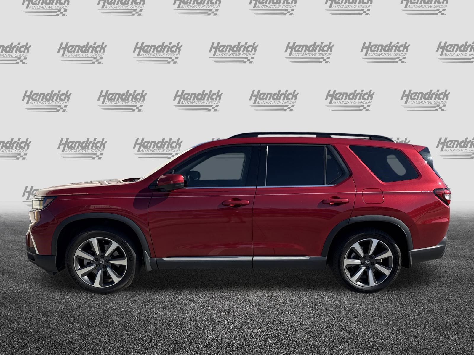 Used 2023 Honda Pilot Elite image 7