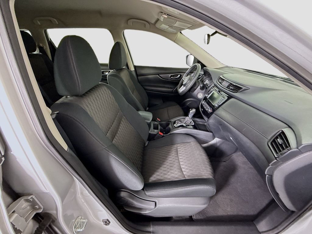 Used 2019 Nissan Rogue S w/ Special Edition Package FWD image 20