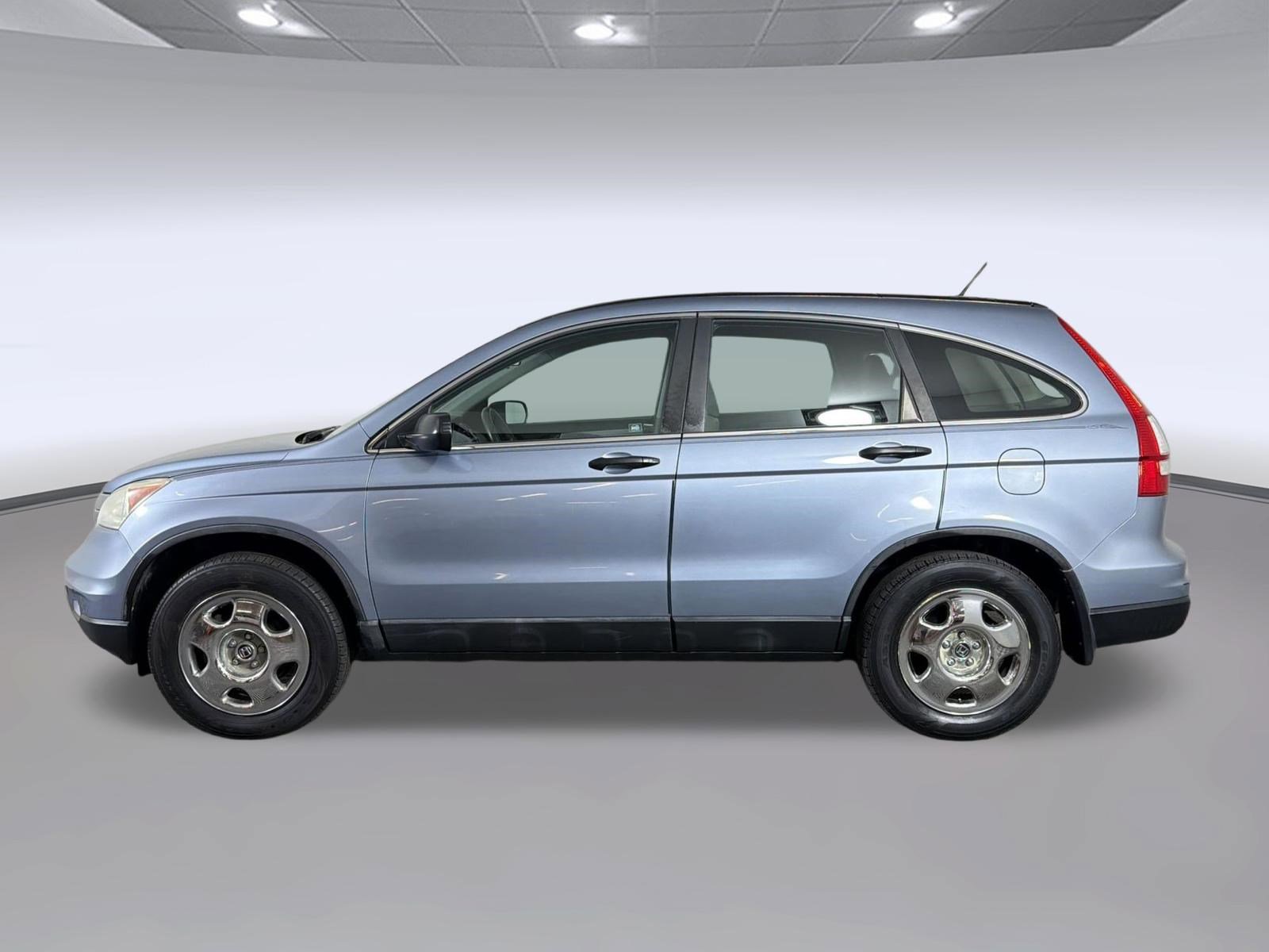Used 2011 Honda CR-V LX image 2