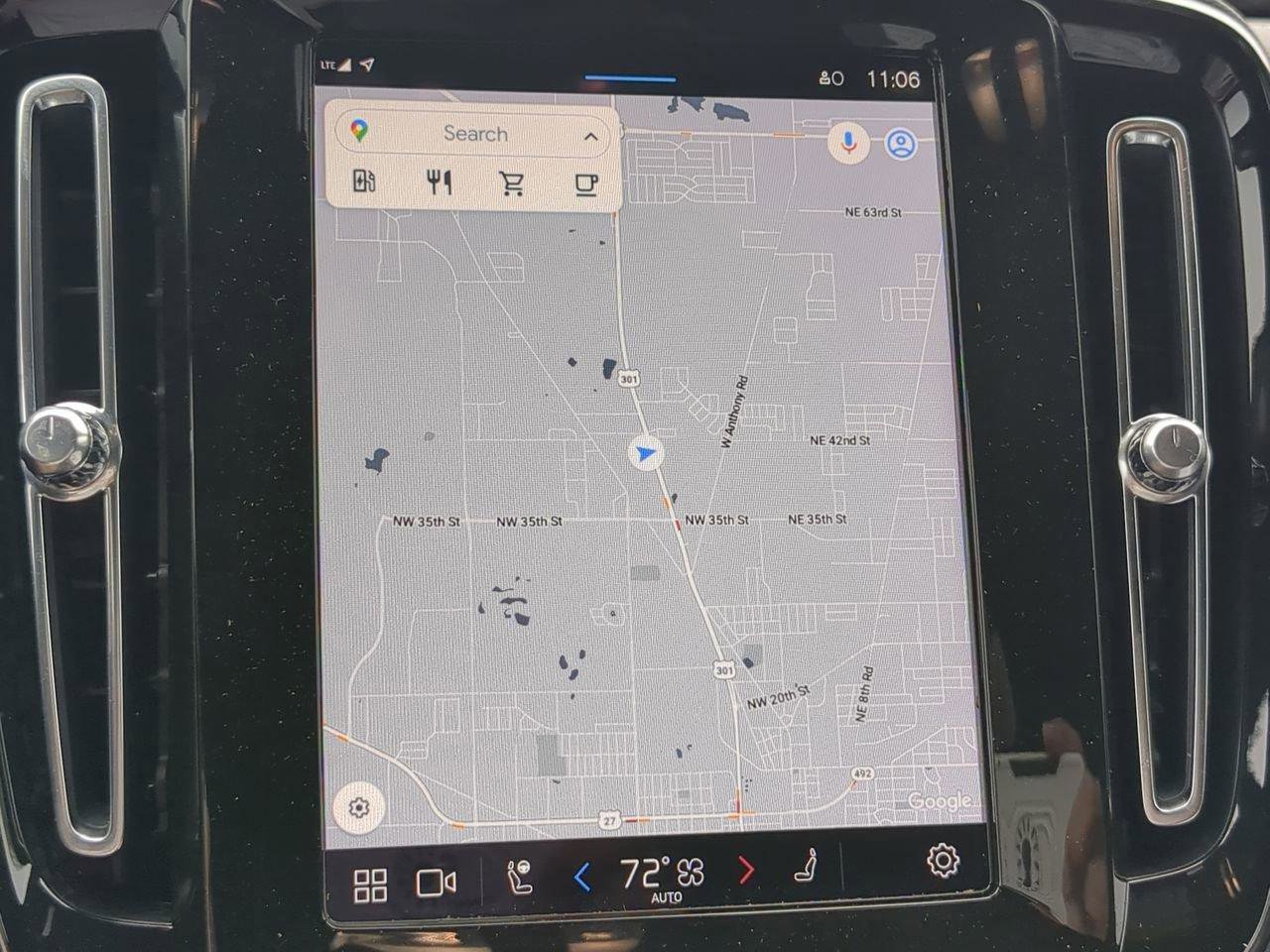 New 2024 Volvo XC40 Recharge Ultimate w/ Protection Package Premier image 18