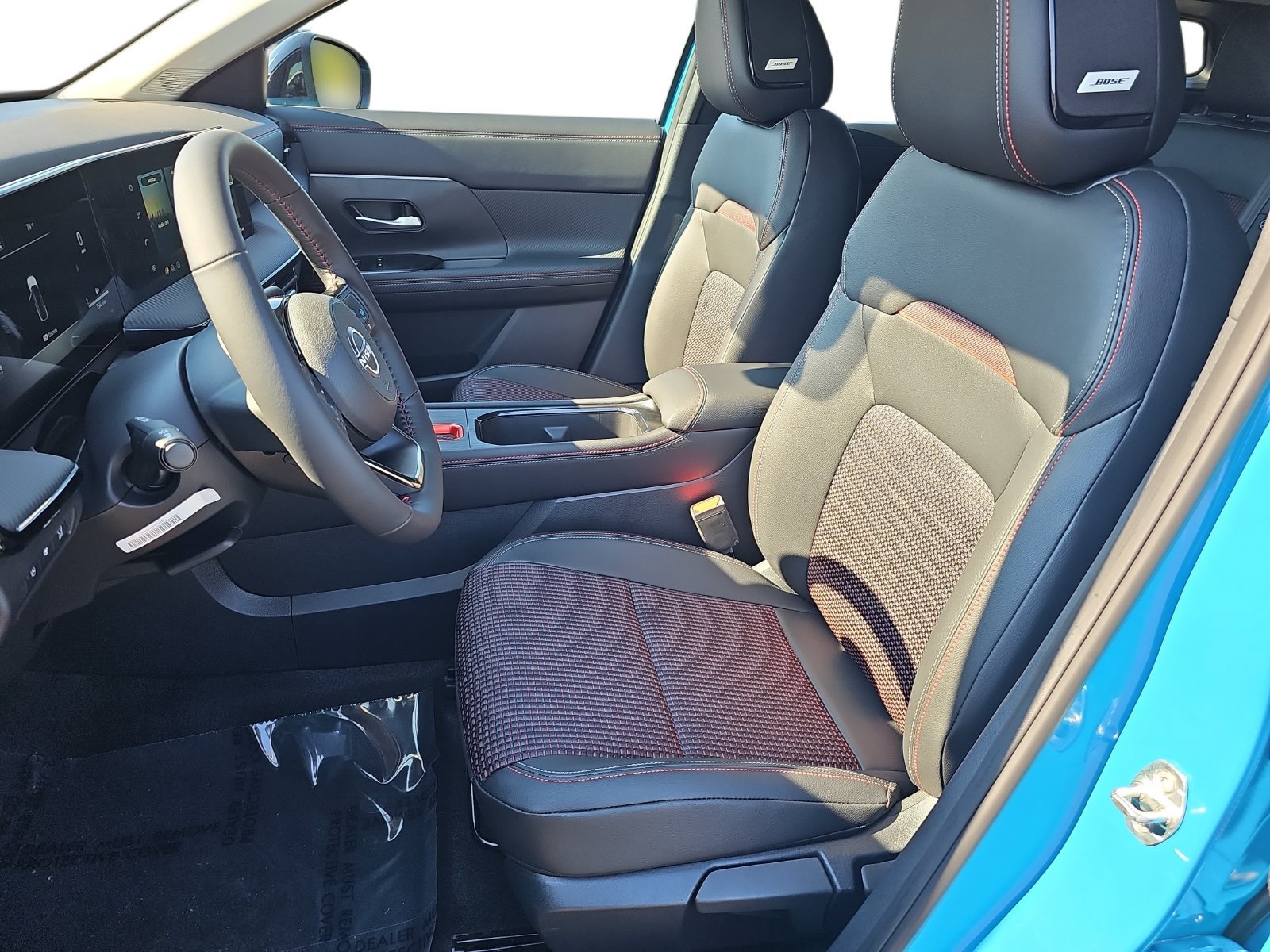 New 2027 Nissan Kicks SR w/ SR Premium Package FWD image 15