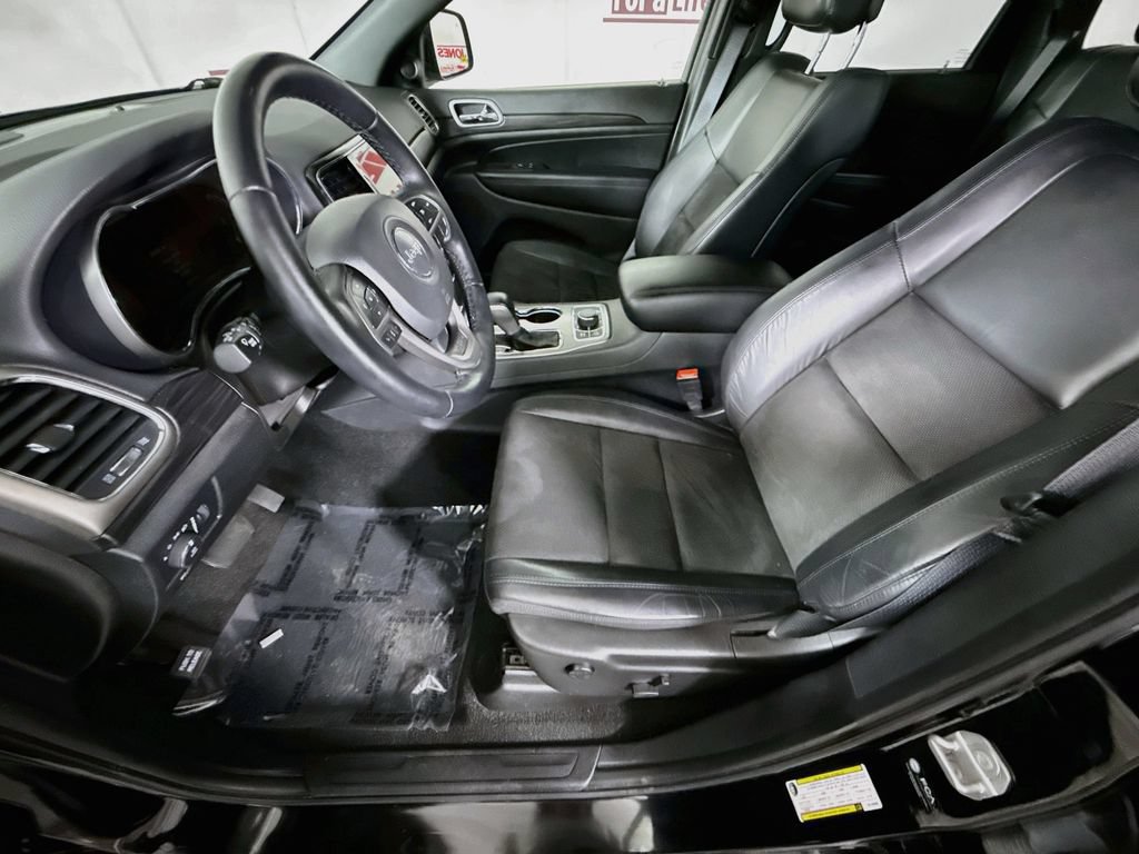 Used 2022 Jeep Grand Cherokee Laredo X AWD/4WD image 26