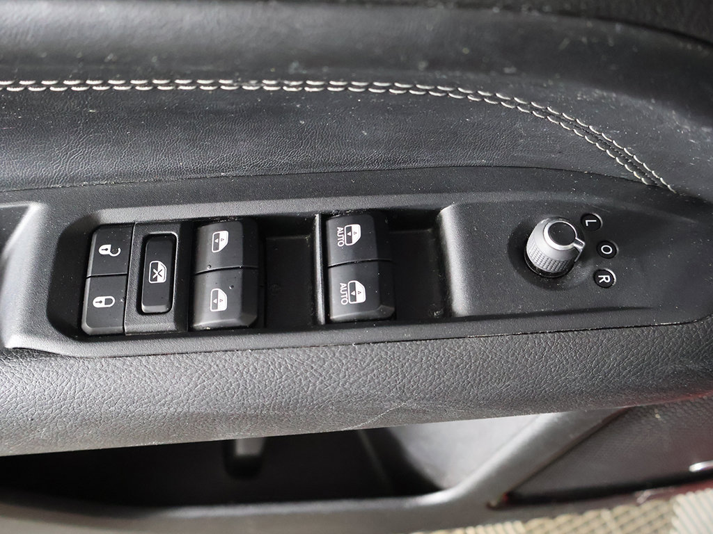 Used 2024 Jeep Compass Limited w/ High Altitude Package AWD/4WD image 39