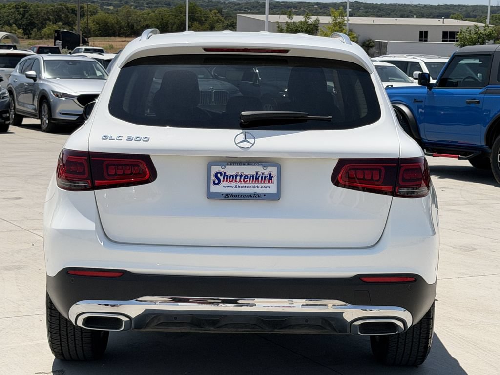 Used 2021 Mercedes-Benz GLC 300 image 5