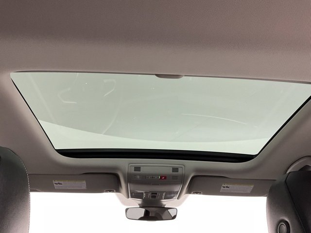 Used 2025 Volkswagen Jetta SE image 21