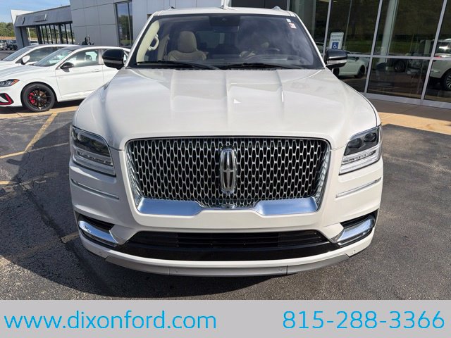 Used 2019 Lincoln Navigator Reserve AWD/4WD image 2