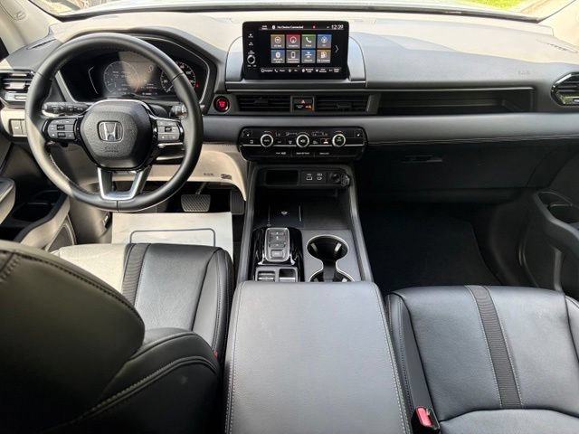 Used 2023 Honda Pilot Touring image 37