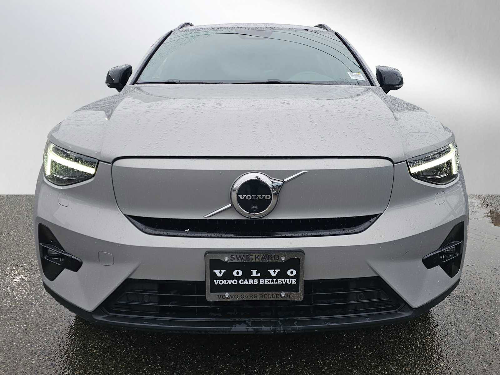 Certified 2023 Volvo XC40 Recharge Ultimate image 8