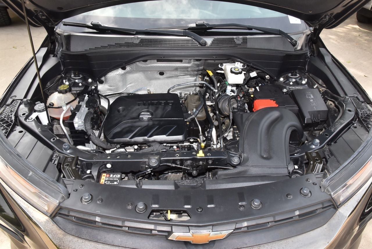 Used 2023 Chevrolet TrailBlazer ACTIV FWD image 37