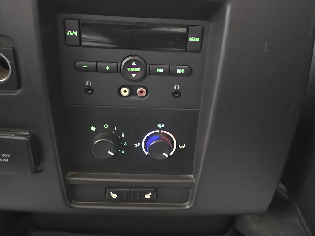 Used 2014 Ford Expedition EL Limited w/ Equipment Group 301A AWD/4WD image 30