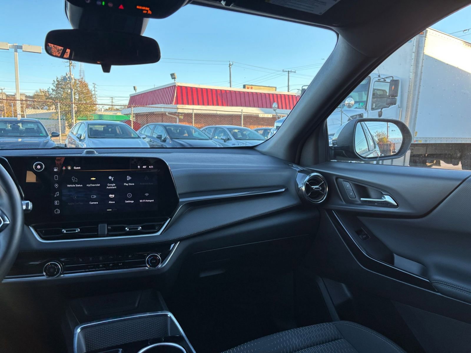 Used 2025 Chevrolet Equinox LT image 34